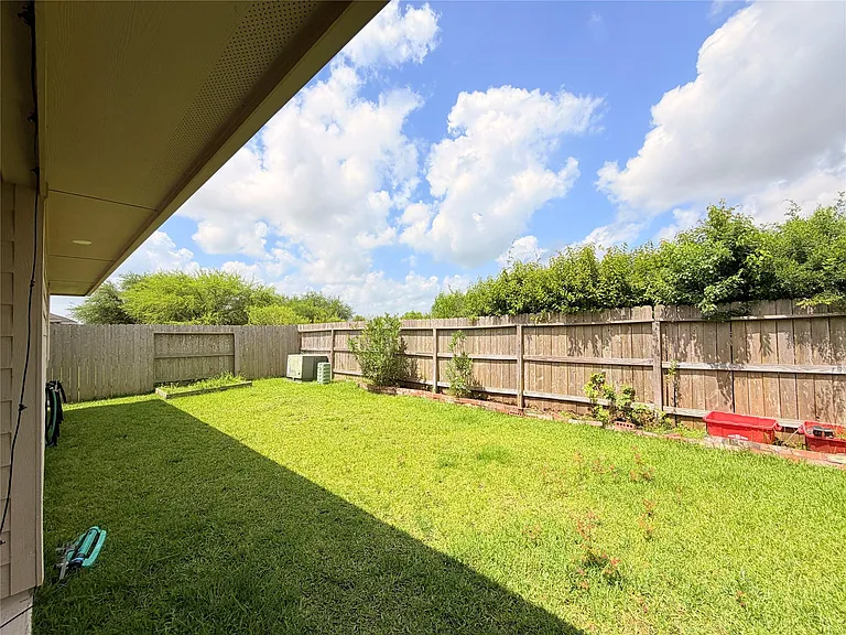 8614 Brookdale Park Ln — Photo 17