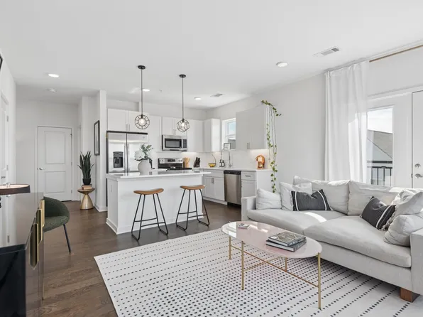 1677 54th Ave N #425, Nashville, TN 37209