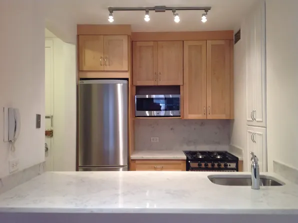 300 Albany St, New York, NY