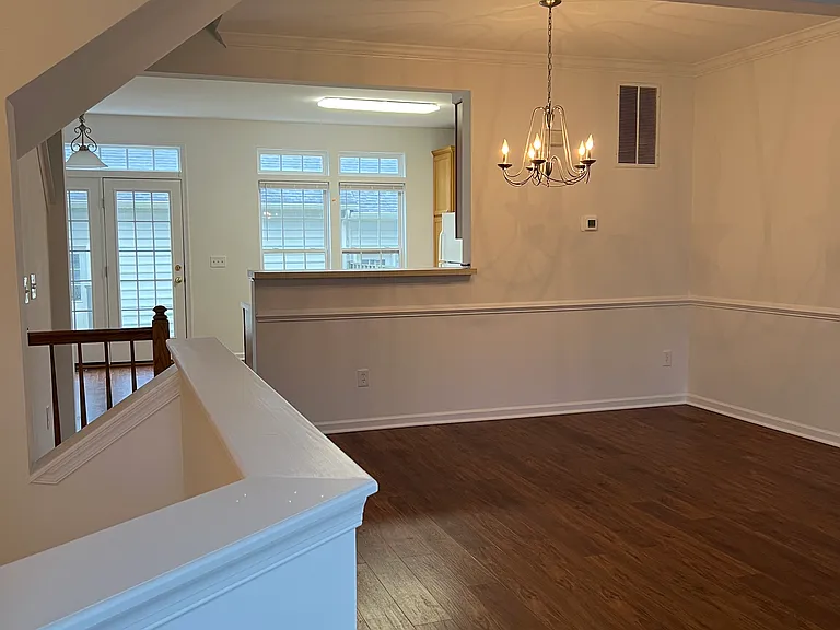 2347 Abington Dr — Photo 8