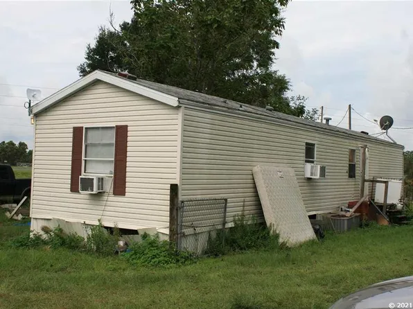 10491 NE Highway 27, Bronson, FL 32621