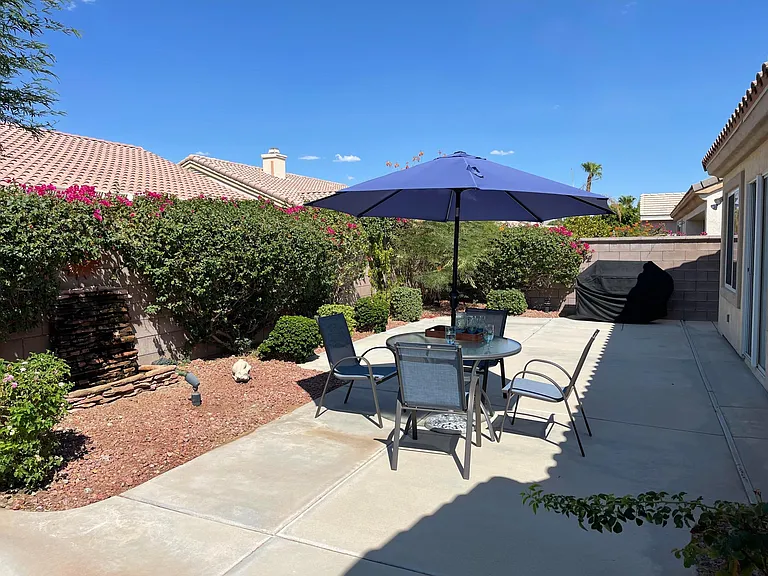 Rosemont Dr — Photo 21