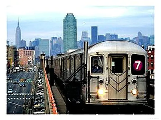 Rented by Eleni Moustakis LREB | media 19