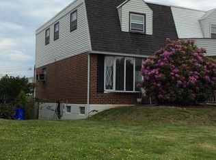 3437 Holyoke Rd, Philadelphia, PA 19114