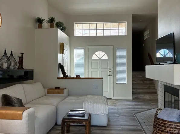 8585 Via Mallorca Unit 36, La Jolla, CA 92037