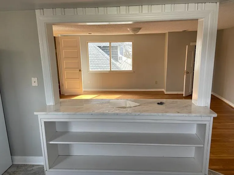 737 W Princess Anne Rd #3 — Photo 6