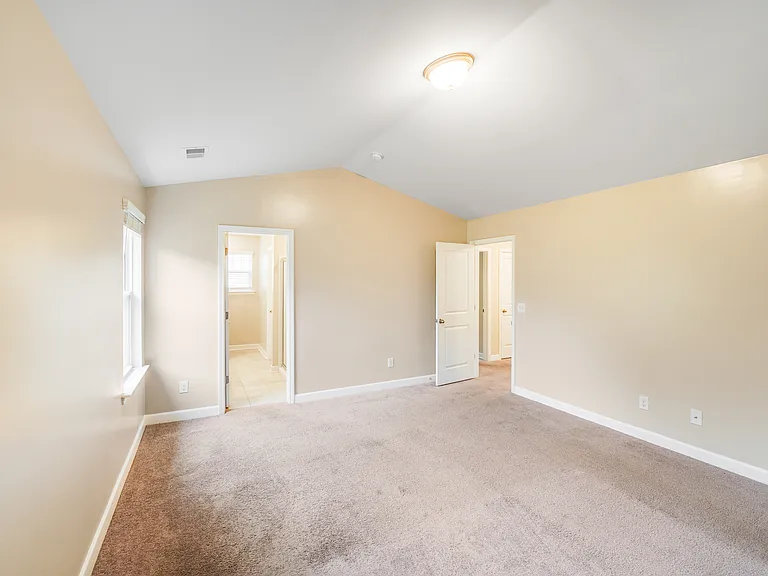 4920 Rockwood Rd — Photo 26