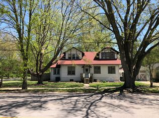 1702 S Race St, Urbana, IL