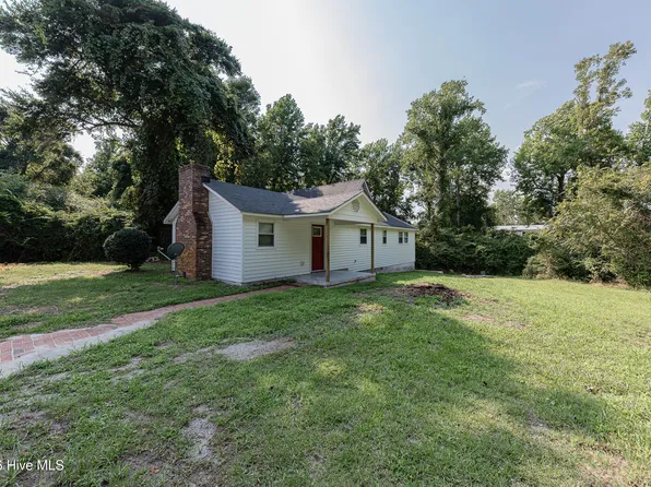 175 Peninsula Manor Road, Hubert, NC 28539