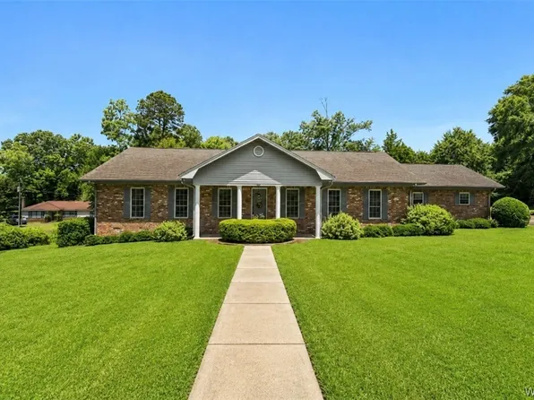 117 Shady Heights Dr, Livingston, AL 35470