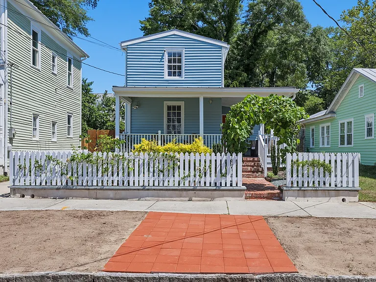 Ann St — Photo 32