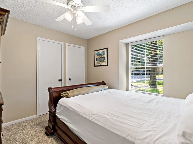 9 Brentwood Oaks Ct — Photo 13