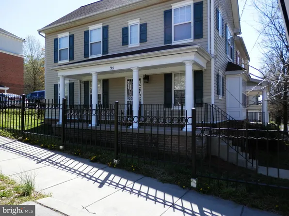 915 Blakney Ln SE, Washington, DC 20032