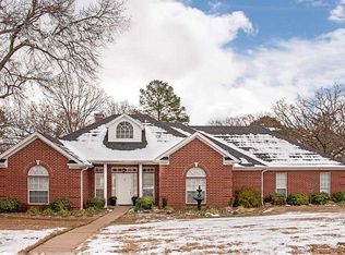 1304 Spring Tree Ln, Kilgore, TX 75662