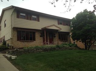 6817 W Bluemound Rd, Milwaukee, WI 53213