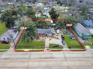899 W Little York Rd, Houston, TX 77091