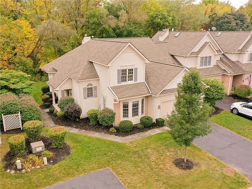 1st image of 25 Fairvale Dr