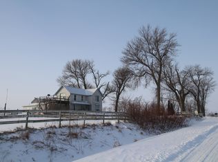 3282 Campfire Rd, Walker, IA 52352