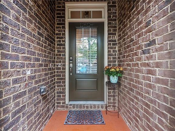 5th image of 2124 Caswell Cir #163