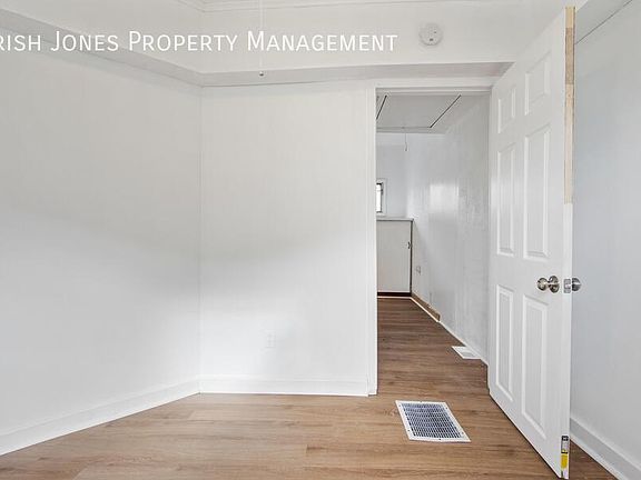 5th image of 494 S Ogden St APT 1