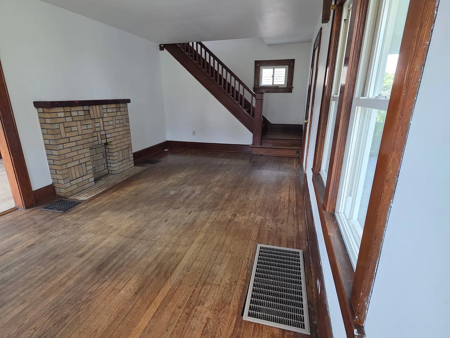 3 bed, 1300 sqft, $1,095 — Photo 4