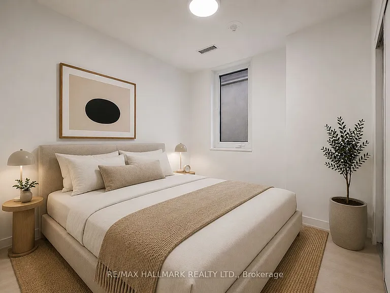 308 Jarvis St #210 — Photo 13