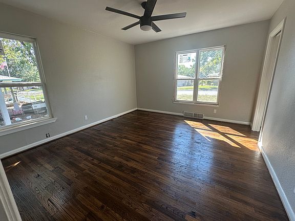 2nd image of 7015 Dover Ln