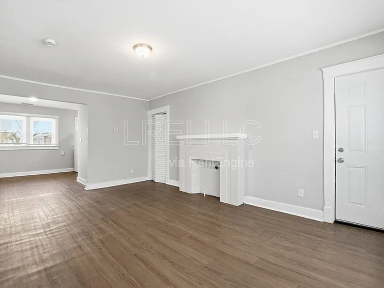 701 Hazel St #3 — Photo 3