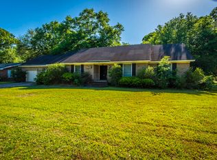 501 W Wimbledon Dr, Charleston, SC 29412