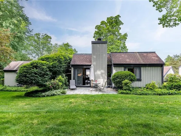 944 Heritage Village #A, Southbury, CT 06488