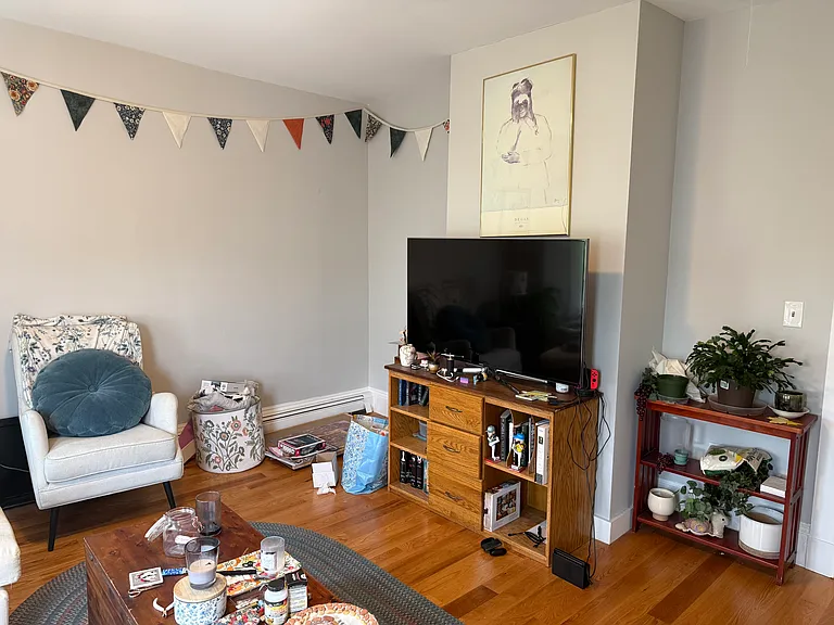 30 Otis St #3 — Photo 2