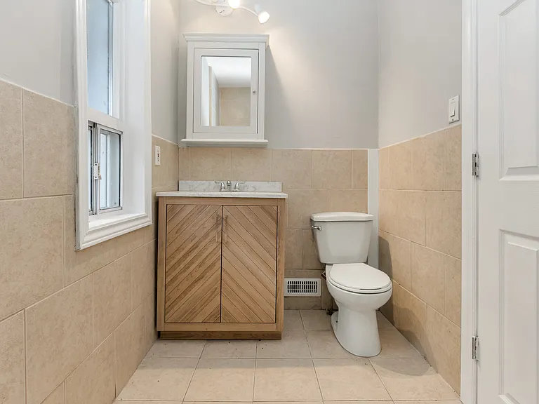 73 High St #73 HIGH ST BARRIE — Photo 21