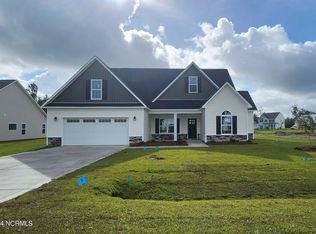 2021 Tarpon Trl, New Bern, NC 28562