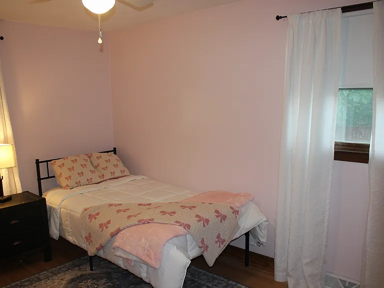 108 Lloyd Ave — Photo 9