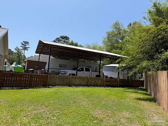 4th image of 305 Shiloh Dr