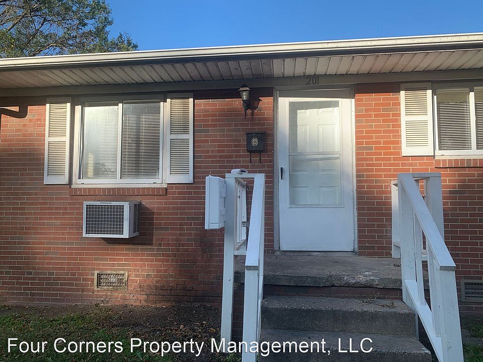 1st image of 205 Marshall St