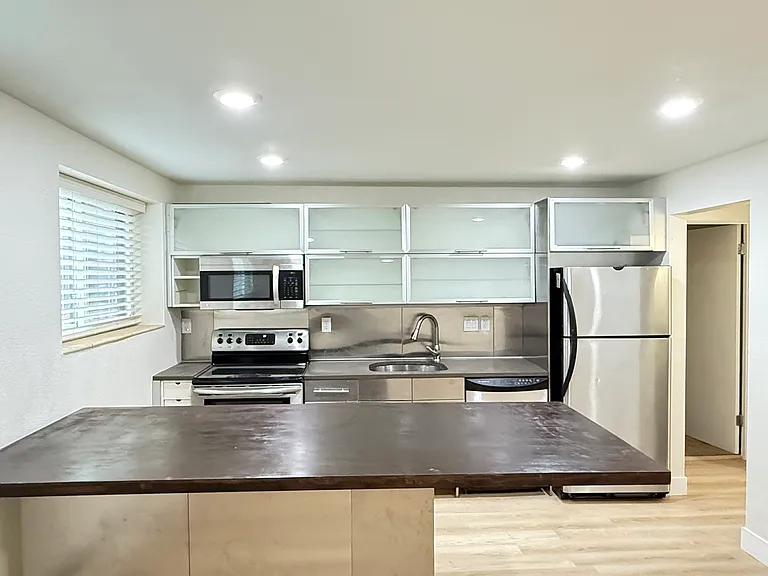 75 N Emerson St #101 — Photo 11