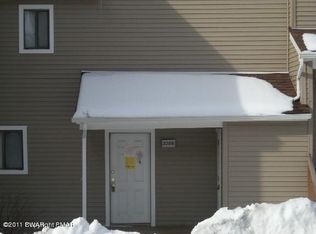 3286 Windemere Dr, Bushkill, PA 18324