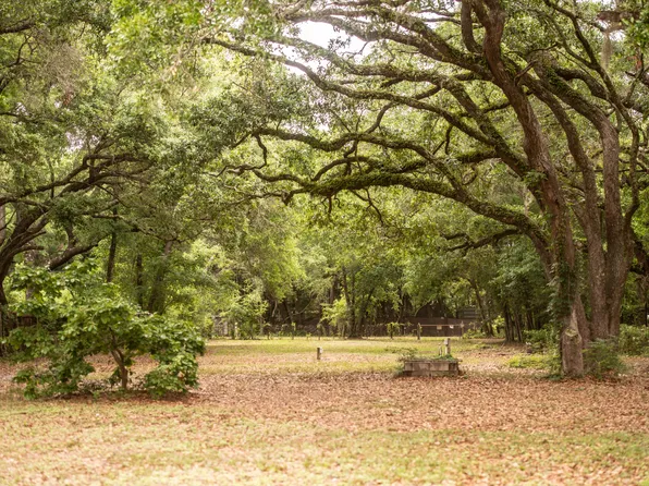 14332 State Highway 20 W, Niceville, FL 32578