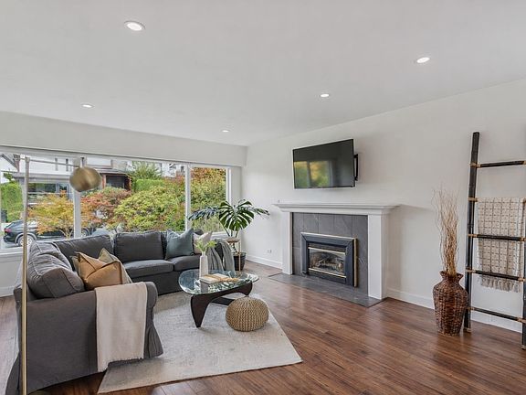 4th image of 935 Beaconsfield Rd