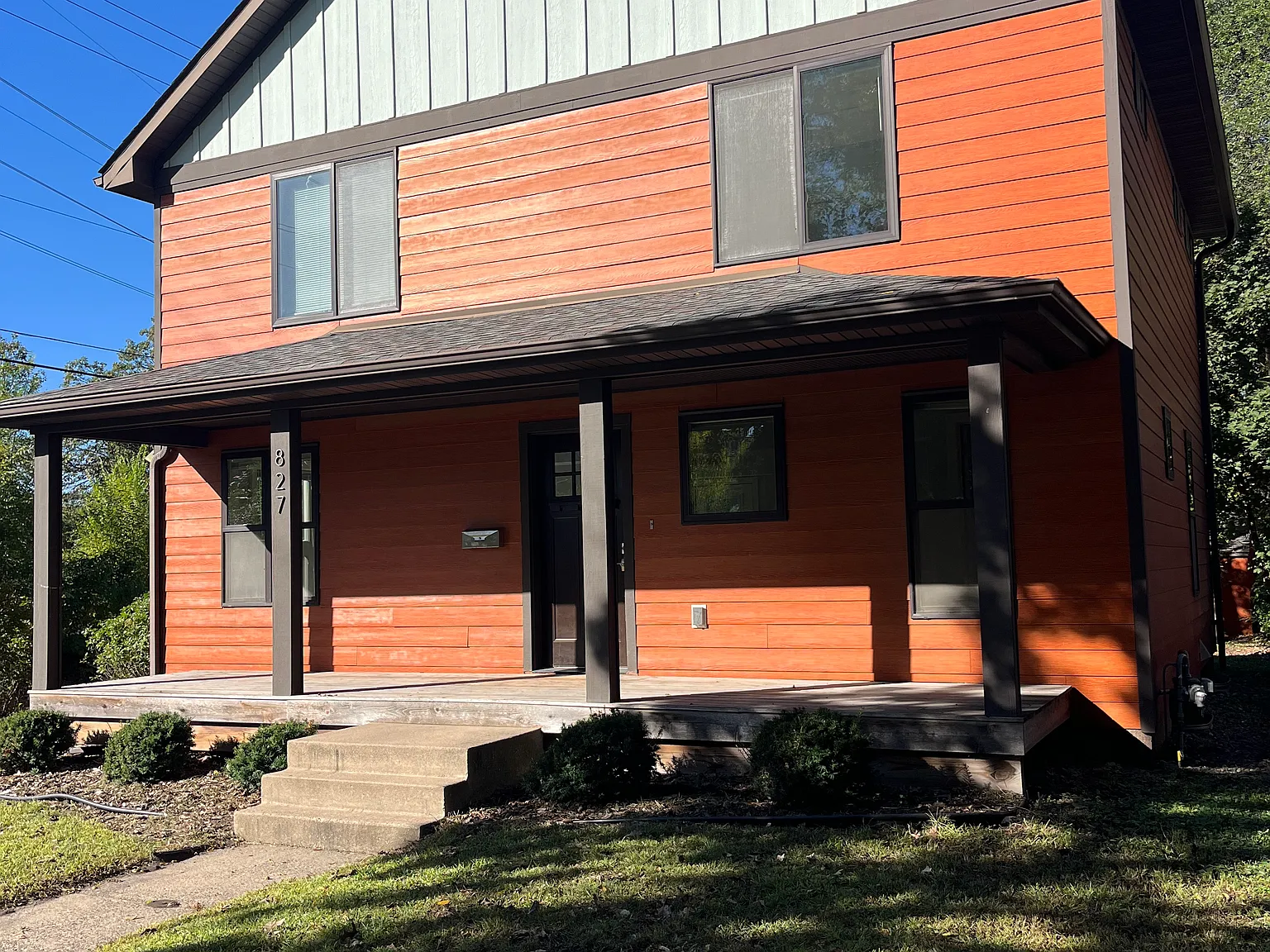 5 bed, 2740 sqft, $3,000 — Photo 2