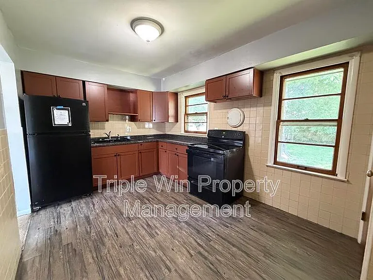 1695 Crowder Dr — Photo 21