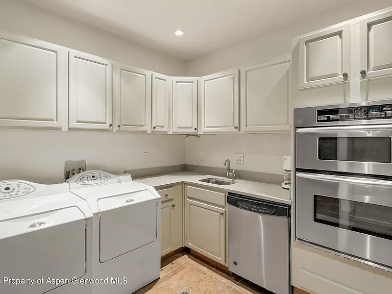 42553 Highway 82 — Photo 20