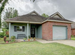 304 Mango Dr, Lafayette, LA 70507