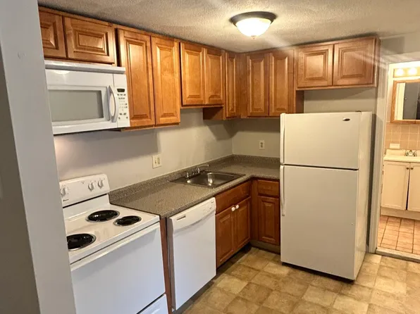 61 Broad St #326, Marlborough, MA 01752