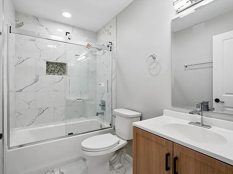 405 School St #2 — Photo 18