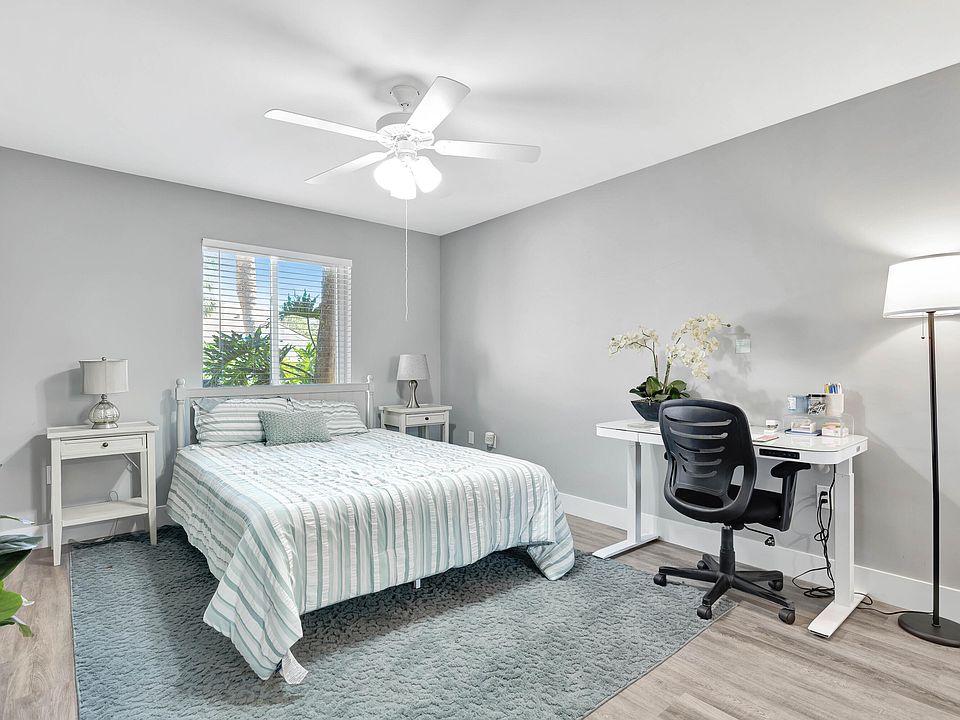 1st image of 310 Leeward Drive