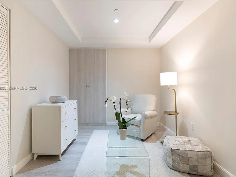 55 SW 9th St #3404 — Photo 18