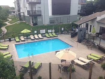 2nd image of 17010 Hawthorne Plz