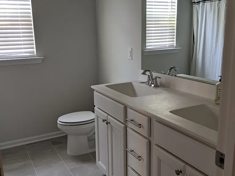 325 Ivy Arbor Way — Photo 22